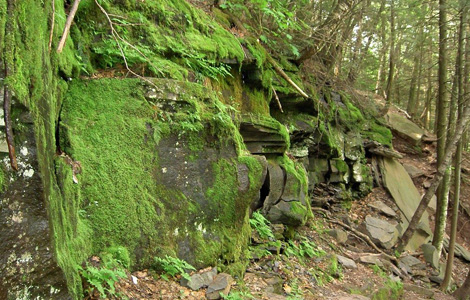  Mono Cliffs 